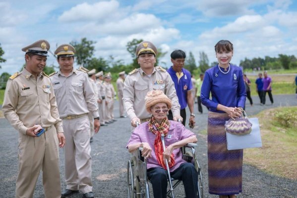 โครงการรับเสด็จพระบรมวงศานุวงศ์หรือผู้แทนพระองค์

สมเด็จพระเทพรัตนราชสุดาฯ สยามบรมราชกุมารี วันพุธที่ ๒๔ พฤษภาคม ๒๕๖๐ ณ หนองจระเข้เผือก หมู่ที่ ๘ ตำบลหนองโดน อำเภอลำปลายมาศ จังหวัดบุรีรัมย์


999arch คาสิโนออนไลน์ เครดิตฟรี
