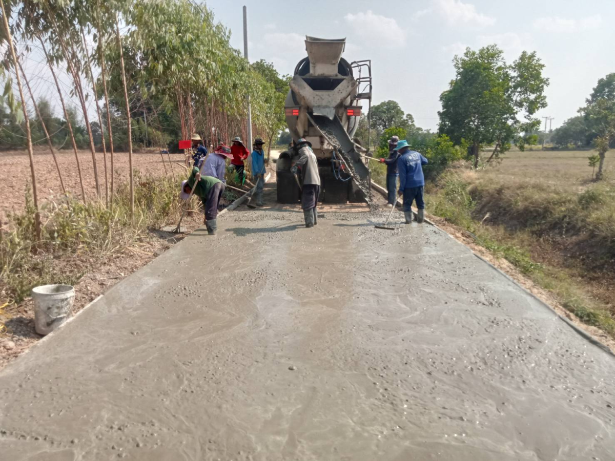 โครงการก่อสร้างถนนคอนกรีตเสริมเหล็ก สายคลองหนองสามขา บ้านหนองขวางหมู่ที่ 7 (เงินอุดหนุนเฉพาะกิจ)