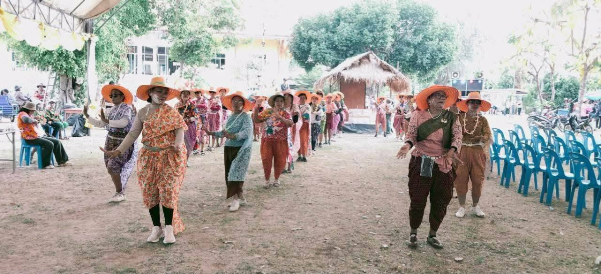 เมื่อวันที่ 13 เมษายน 2569 องค์การบริหารส่วนตำบลหนองโดน ได้จัดกิจกรรมงานประเพณีสงกรานต์ ประจำปีงบประมาณ 2569