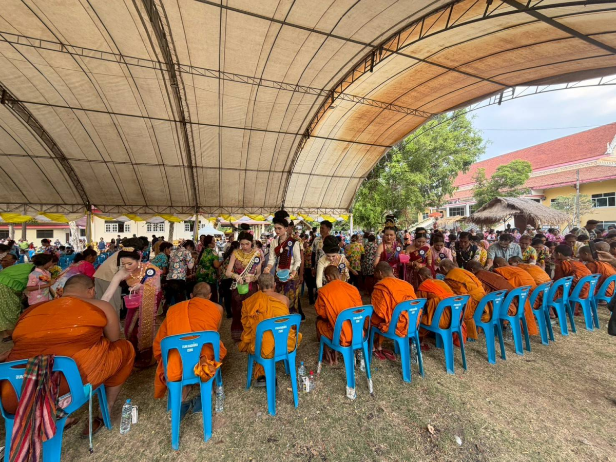 เมื่อวันที่ 13 เมษายน 2569 องค์การบริหารส่วนตำบลหนองโดน ได้จัดกิจกรรมงานประเพณีสงกรานต์ ประจำปีงบประมาณ 2569