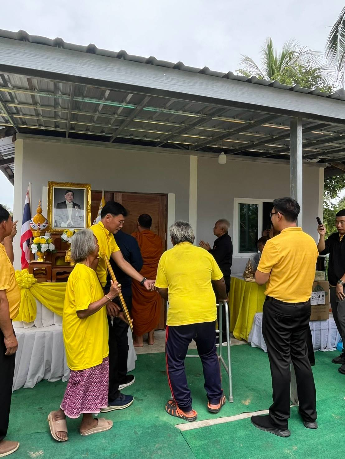 พิธีมอบบ้าน โครงการเฉลิมพระเกียรติ สร้างบ้านให้ผู้พิการและผู้ยากไร้