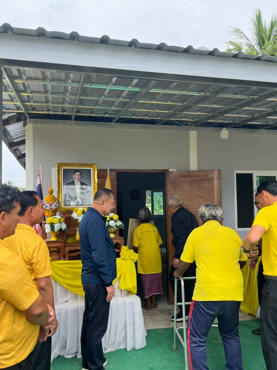 พิธีมอบบ้าน โครงการเฉลิมพระเกียรติ สร้างบ้านให้ผู้พิการและผู้ยากไร้