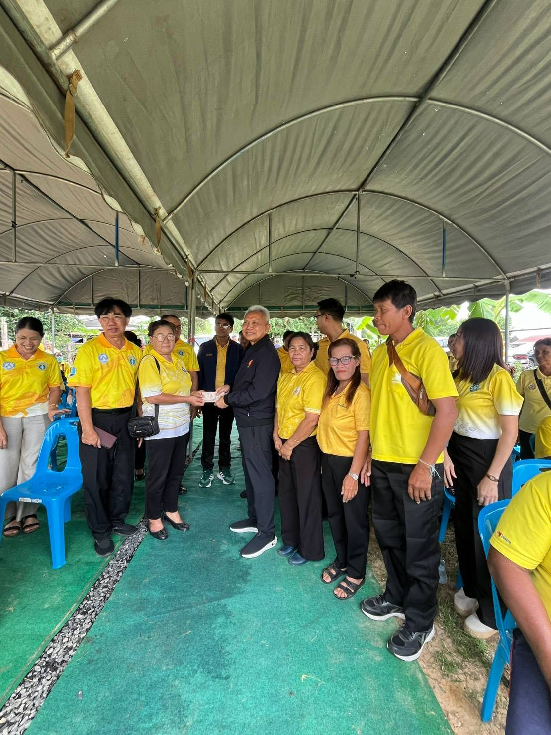 พิธีมอบบ้าน โครงการเฉลิมพระเกียรติ สร้างบ้านให้ผู้พิการและผู้ยากไร้